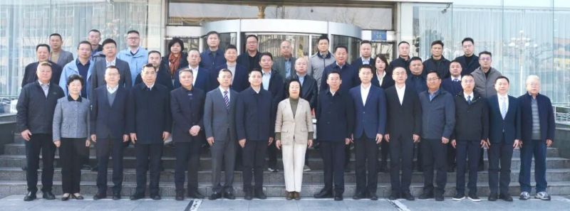 集團(tuán)公司參加中國道路運(yùn)輸協(xié)會客運(yùn)與站場分會2026年第一次負(fù)責(zé)人辦公會議